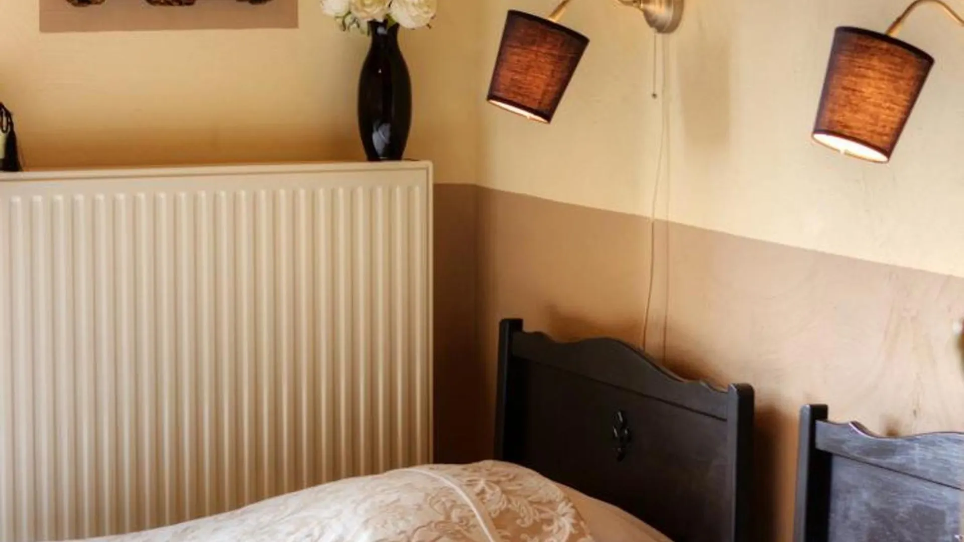 Gite Chaleureux Avec Cheminee, Espace Jeux Et Animaux, Proche Nature Et Activites Familiales - Fr-1-496-315 Sauvain